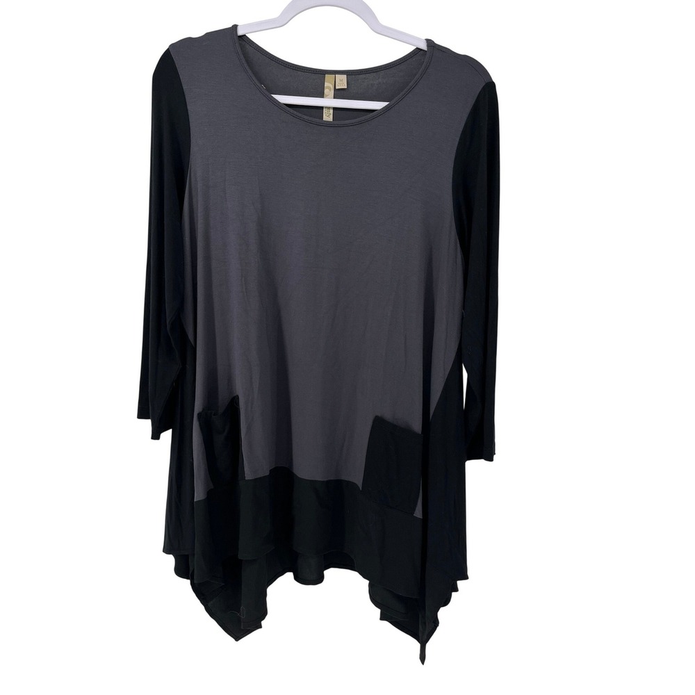 Comfy USA Medium Grey Black Colorblock Sharkbite Tunic Top 3/4 Sleeve Pockets